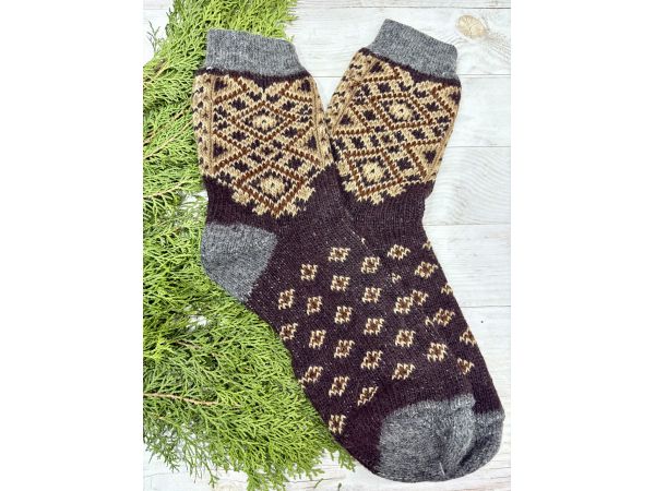 Шкарпетки з овечої вовни з українським орнаментом | Теплі вовняні шкарпетки на зиму