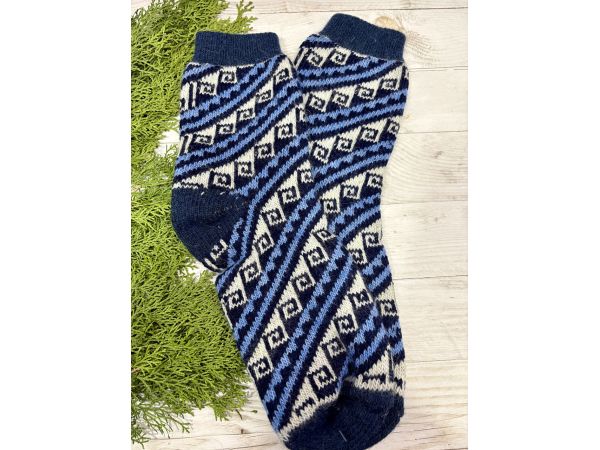 Шкарпетки з овечої вовни з українським орнаментом | Теплі вовняні шкарпетки на зиму
