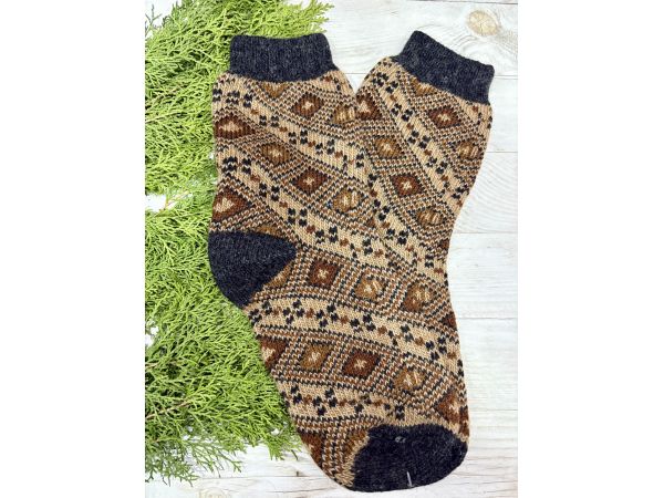 Шкарпетки з овечої вовни з українським орнаментом | Теплі вовняні шкарпетки на зиму