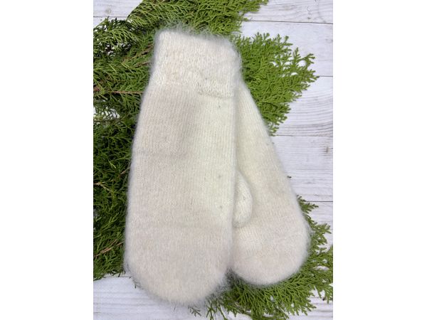 Рукавички з козячого пуху теплі зимові молочного кольору