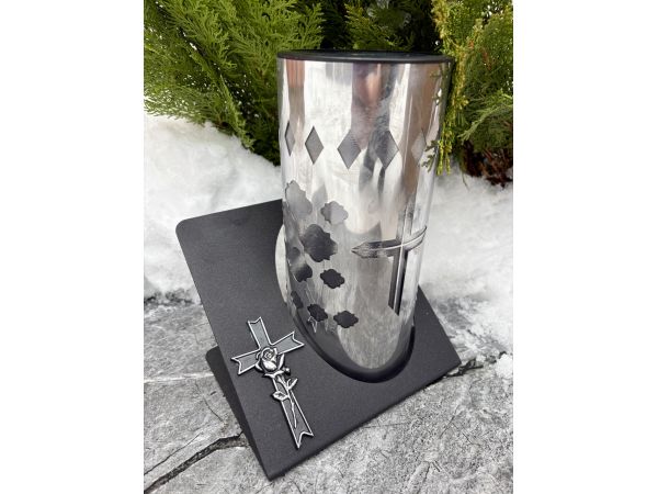 Лампадка на сонячній батареї чорна металева з хрестом — LED