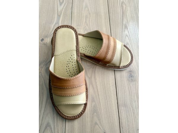 Домашні шкіряні капці жіночі