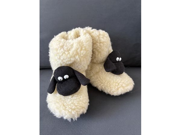 Домашні капці шкіряні жіночі