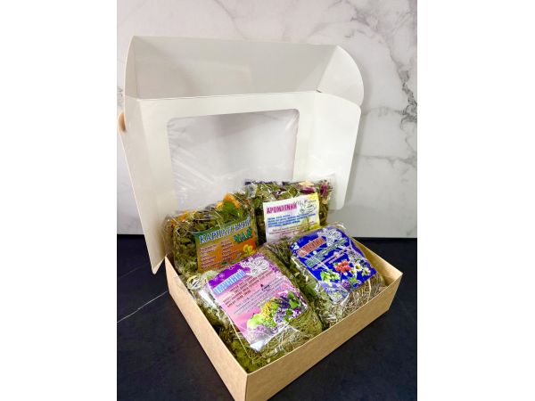 Набір карпатських чаїв 4 шт по 90 г в подарунковій упаковці набір 1