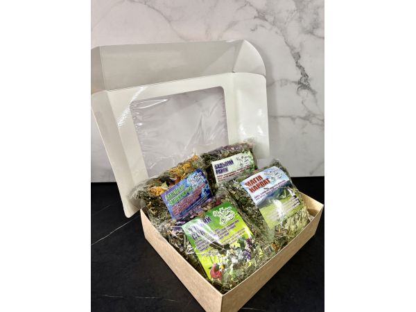 Набір карпатських чаїв 4 шт по 90 г в подарунковій упаковці набір 2