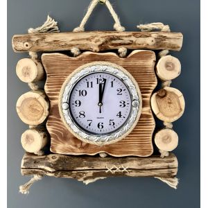 Годинник з дерева ручної роботи 35х32см